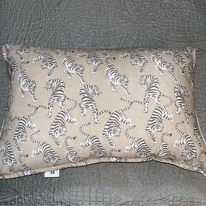Wamsutta Cream Tiger decorative Pillow